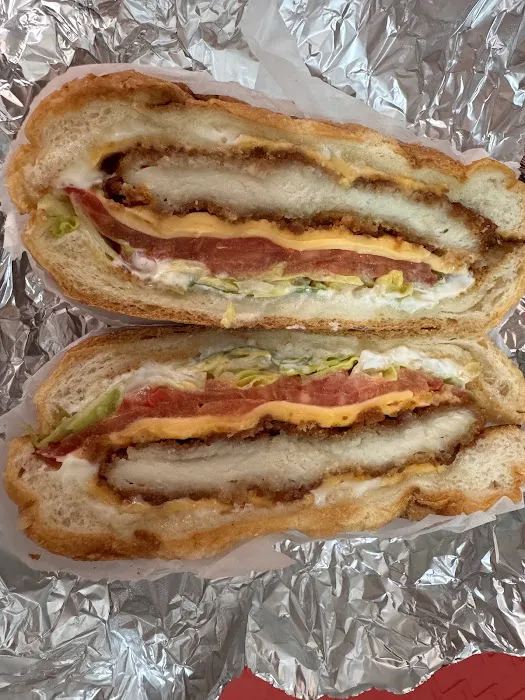 Avenue P Deli and Grill Picture 3