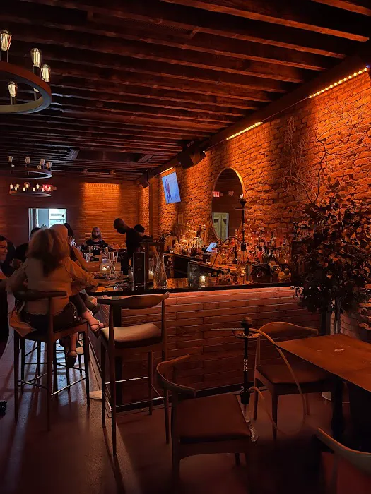 Mera Restaurant Picture 6