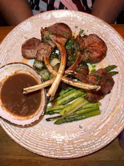 Mera Restaurant Picture 7
