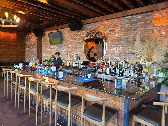 Mera Restaurant Picture 8