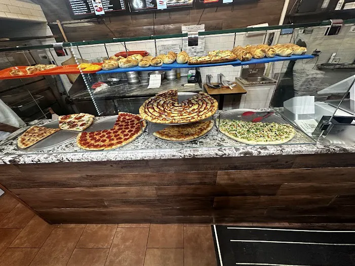 Pizza Express NYC (Halal) Picture 7