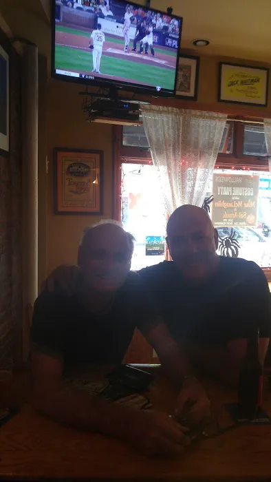 PC's Bar & Grill Picture 7