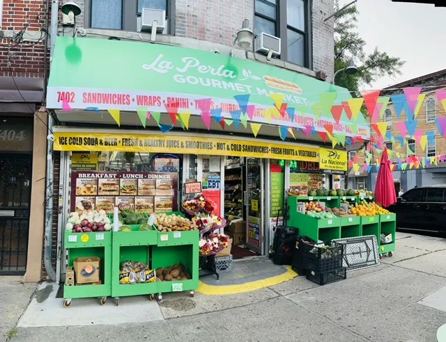 La Perla Deli Gourmet Picture 3
