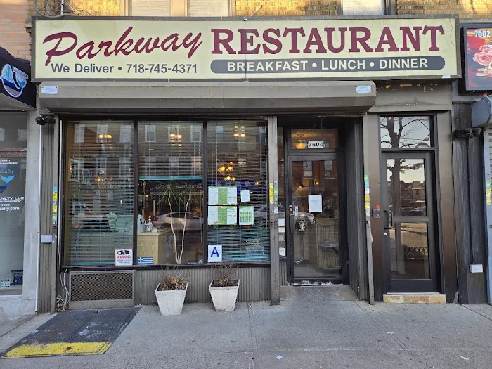 Parkway Restaurant Picture 7