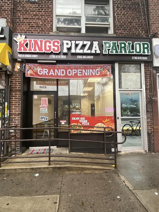 Kings Pizza Parlor Picture 10