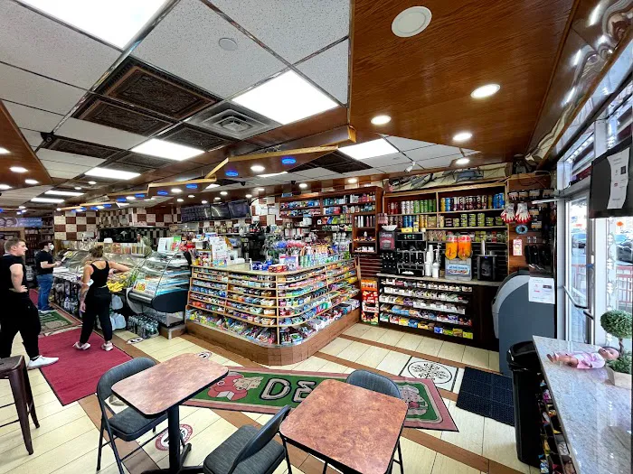 King Deli & Grill Picture 7