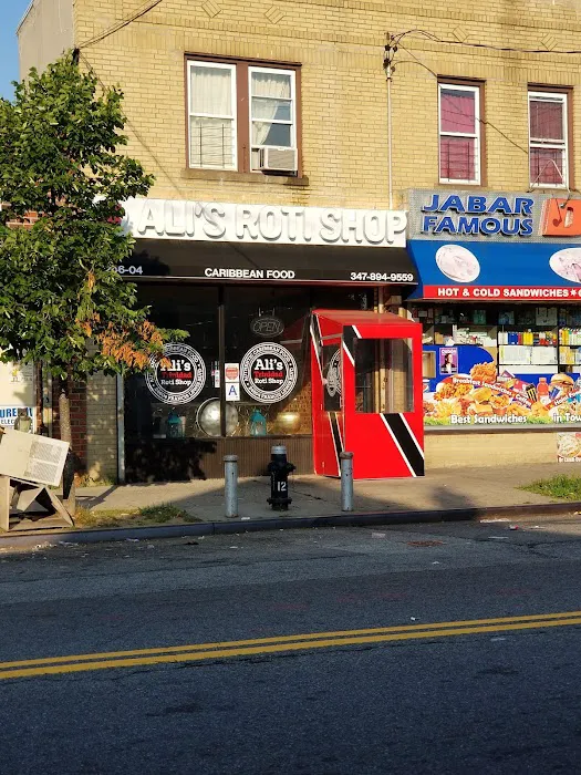 Ali's Roti shop Picture 9