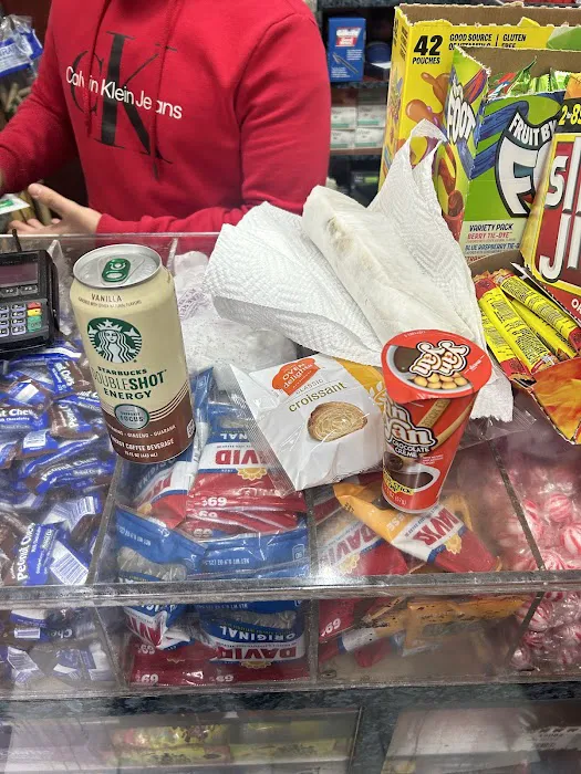 Linden Deli & Grocery Picture 3