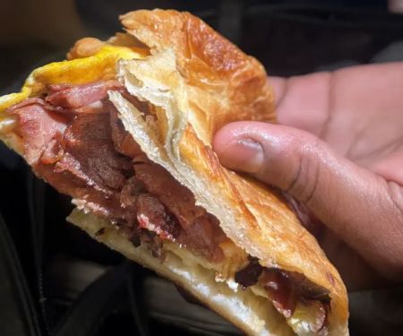 Linden 2 Guys Deli Inc