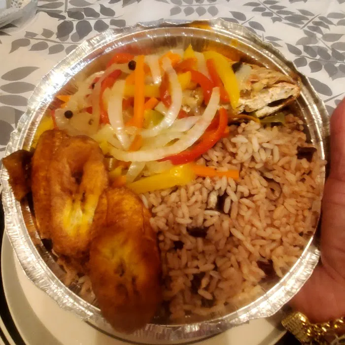 Two Queens Cuisine Picture 5
