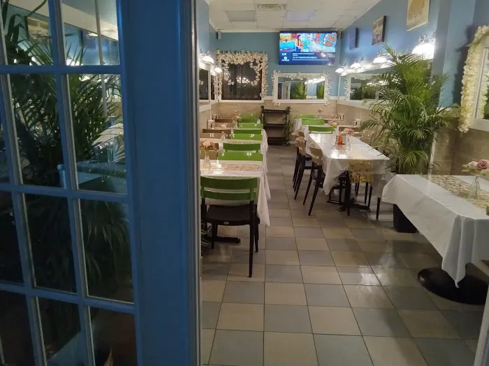 Two Queens Cuisine Picture 8