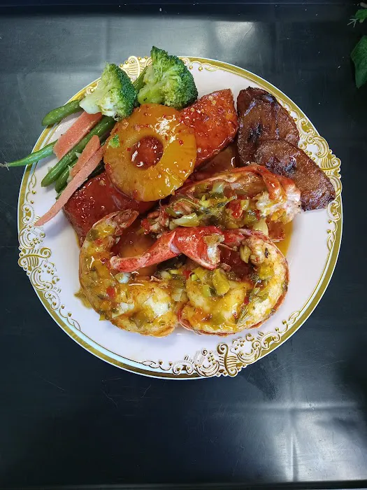 Two Queens Cuisine Picture 1