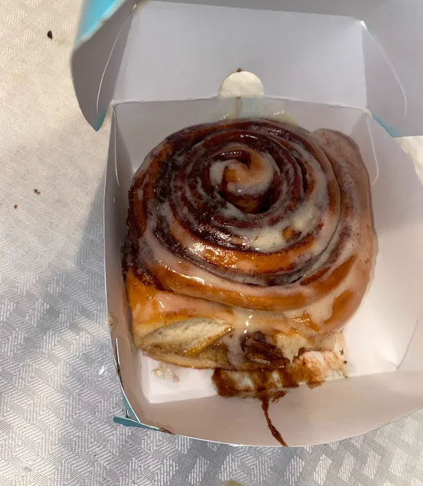 Cinnabon Picture 5