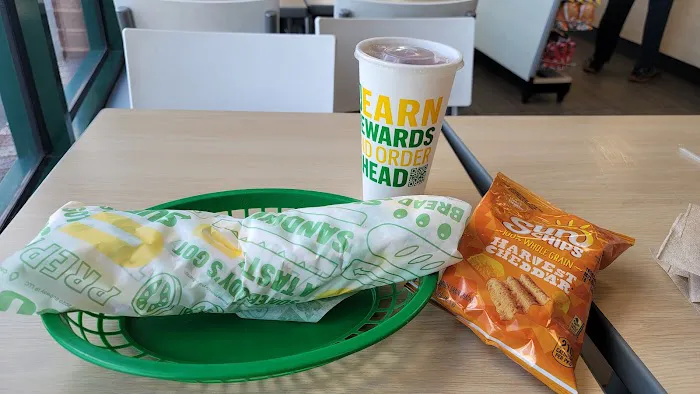 Subway Picture 5