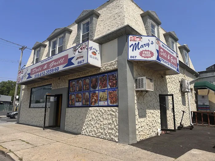 Mari's deli & grill Picture 2
