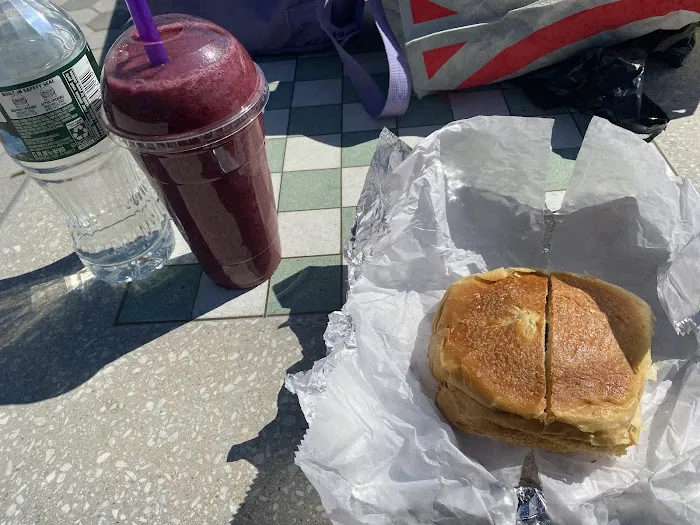 147 DELI AND GRILL Picture 9