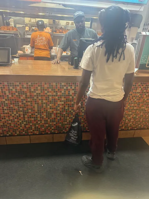 Popeyes Louisiana Kitchen Picture 4