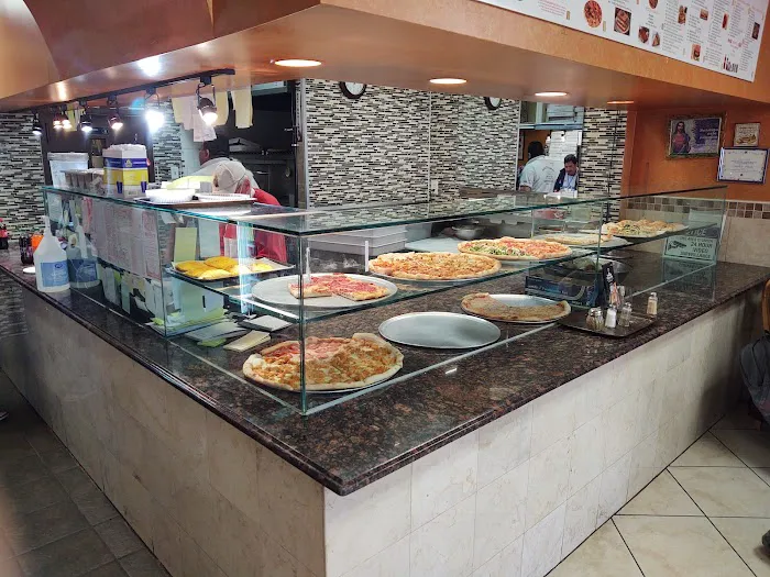 Family Pizzeria Picture 1