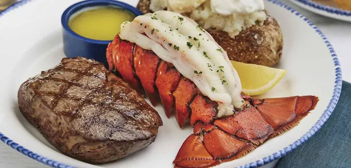 Red Lobster Picture 8