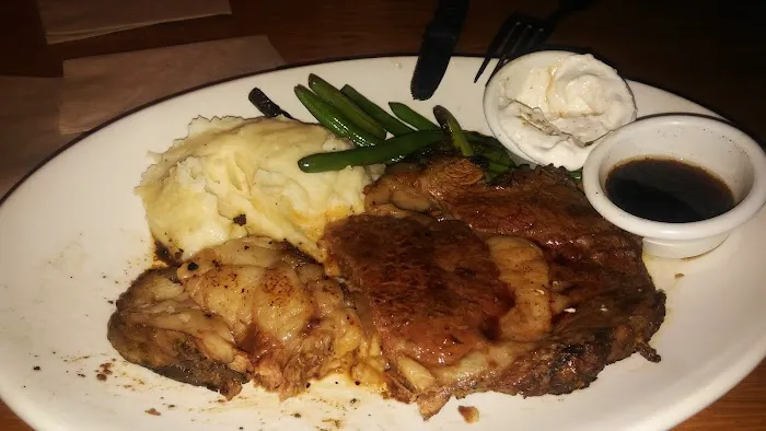 BJ's Restaurant & Brewhouse Picture 8