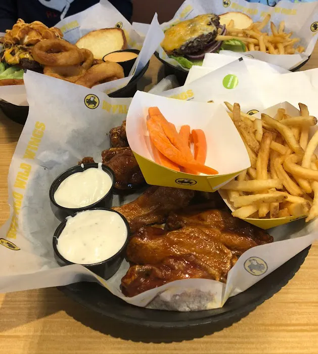 Buffalo Wild Wings Picture 8
