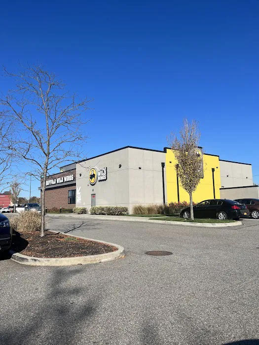 Buffalo Wild Wings Picture 4