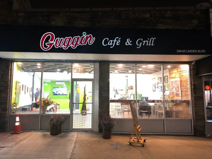 Guggin Cafe and Grill Picture 1