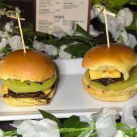 BAR BIZ RESTAURANT & LOUNGE ico
