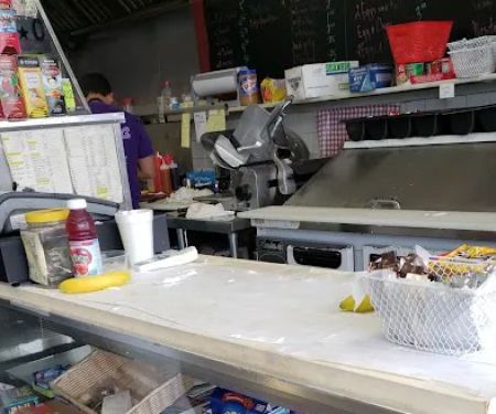 Deli Plus
