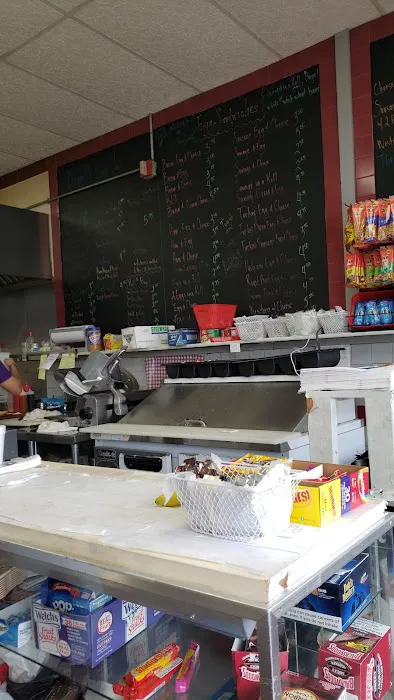 Deli Plus Picture 7