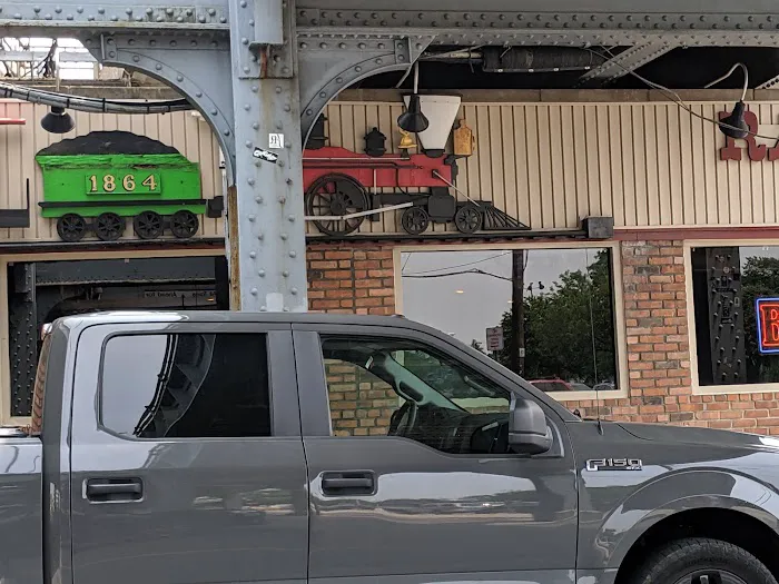 Rail Road Inn Picture 8