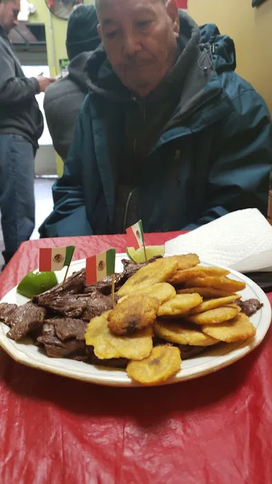 Los Potrillos Deli Picture 1