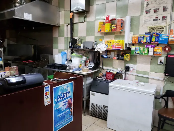 Woodfield Deli Picture 7