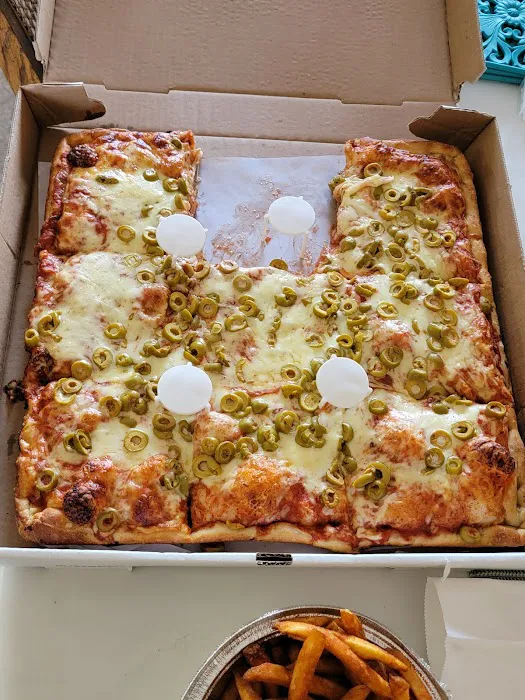 Sauly's Pizza Picture 7