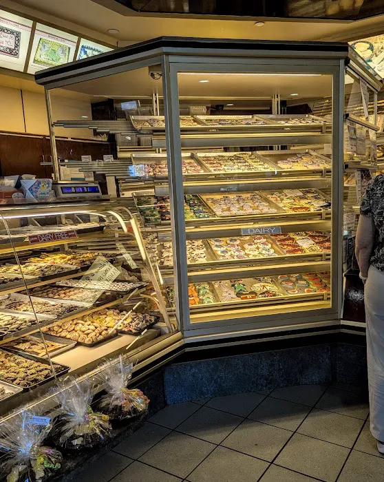 Riesterer's Bakery Picture 9