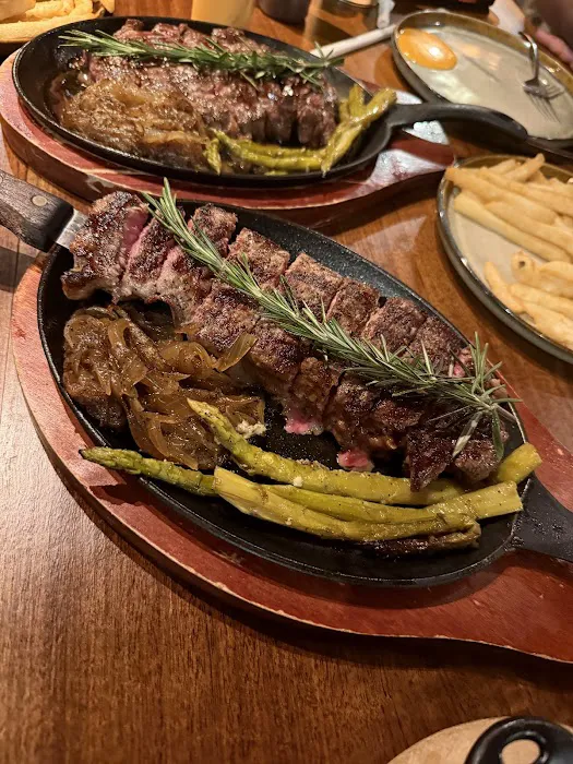 Rooh’s BBQ Smoked Meat & Steak House Picture 8