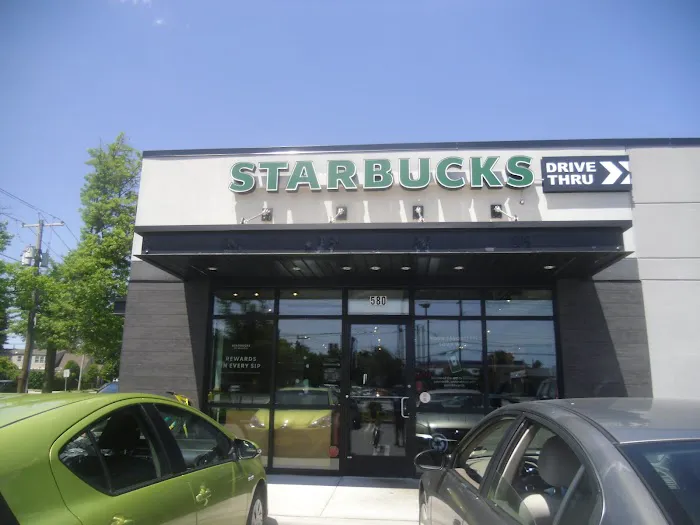 Starbucks Picture 3