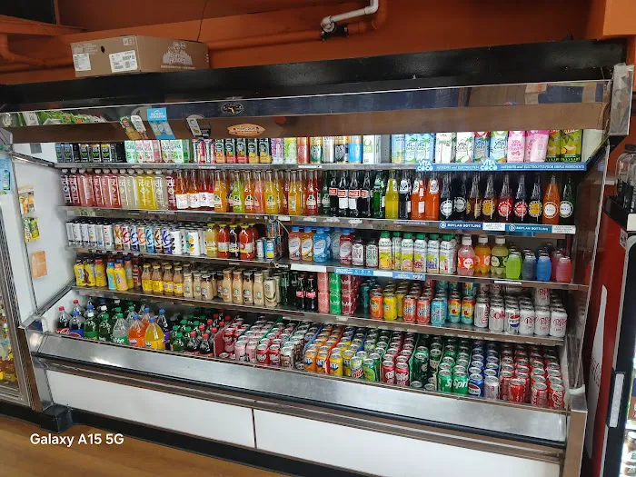 Cherry Valley Deli Picture 2