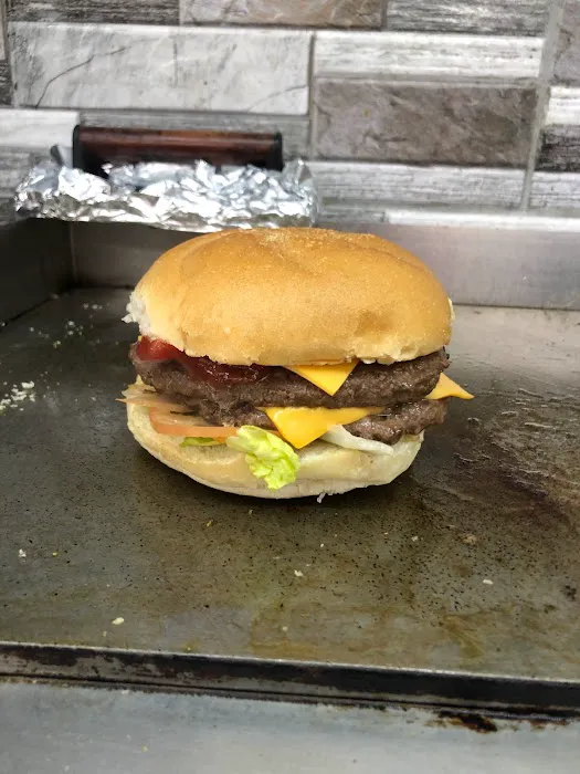 A&Y Grill & Convenience Corp and smoke shop. Picture 9