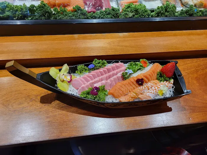 Sushi Palace Picture 2