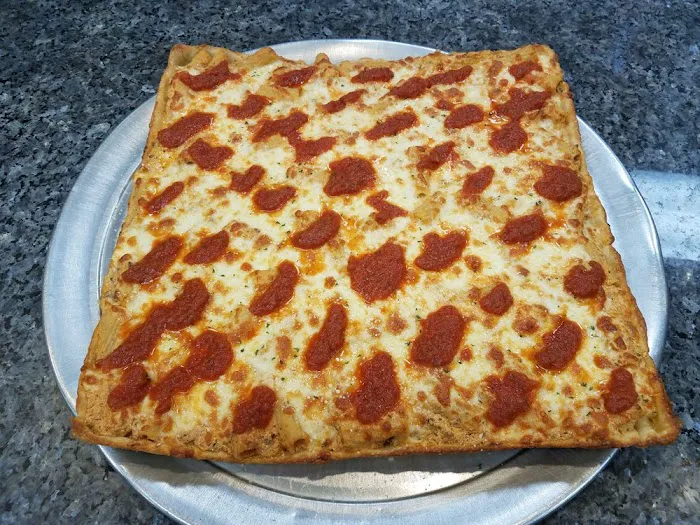 Gino's Pizza Picture 5