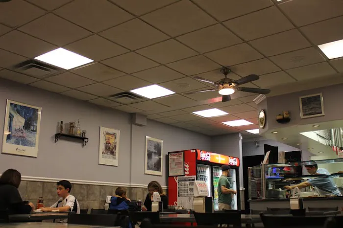 Gino's Pizza Picture 10