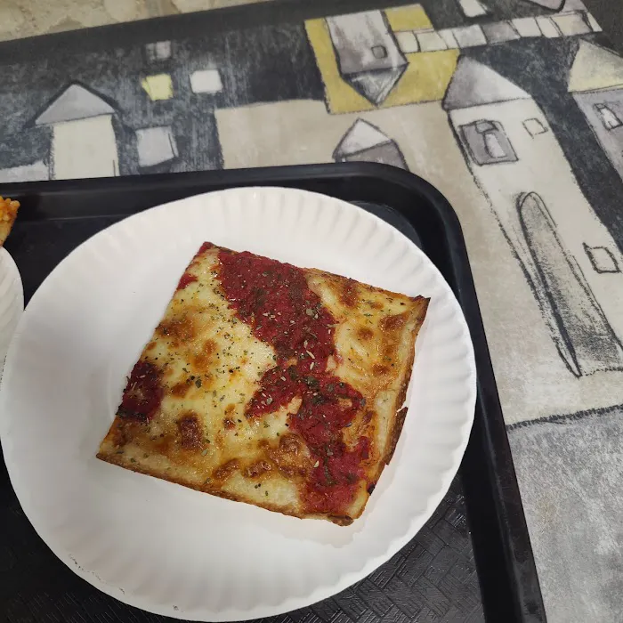 Gino's Pizza Picture 7