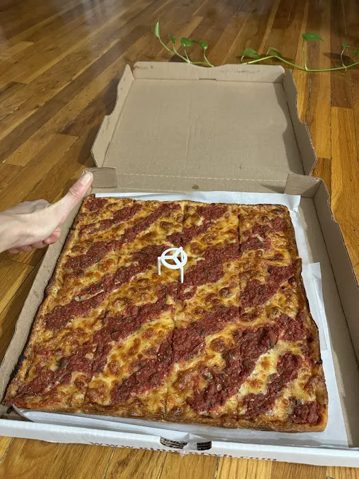 Gino's Pizza Picture 6
