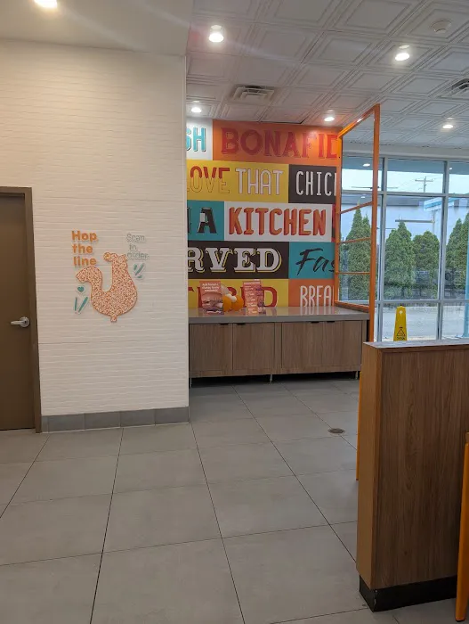 Popeyes Louisiana Kitchen Picture 2