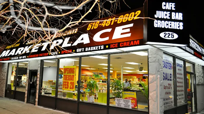 Sam's Caribbean Marketplace Picture 4