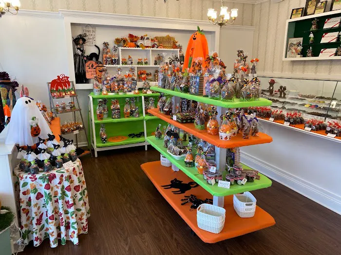 Emile's Candies Picture 9