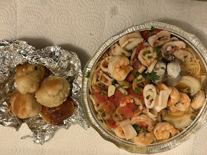 Farfalle Pizzeria Picture 6