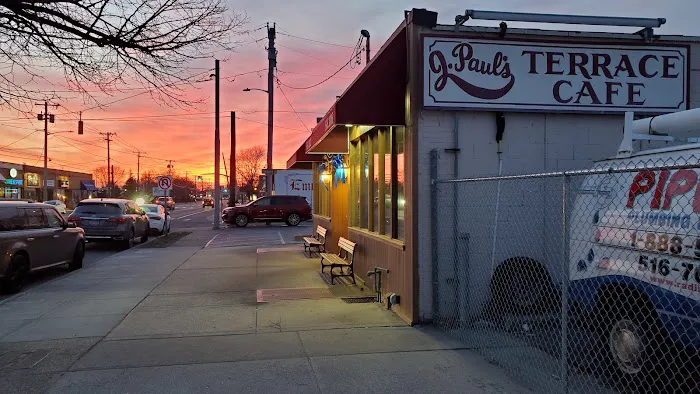 J Pauls Terrace Cafe Picture 3
