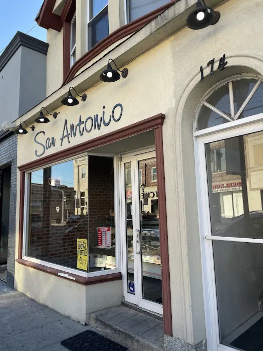 San Antonio Bakery & Restaurant Picture 10